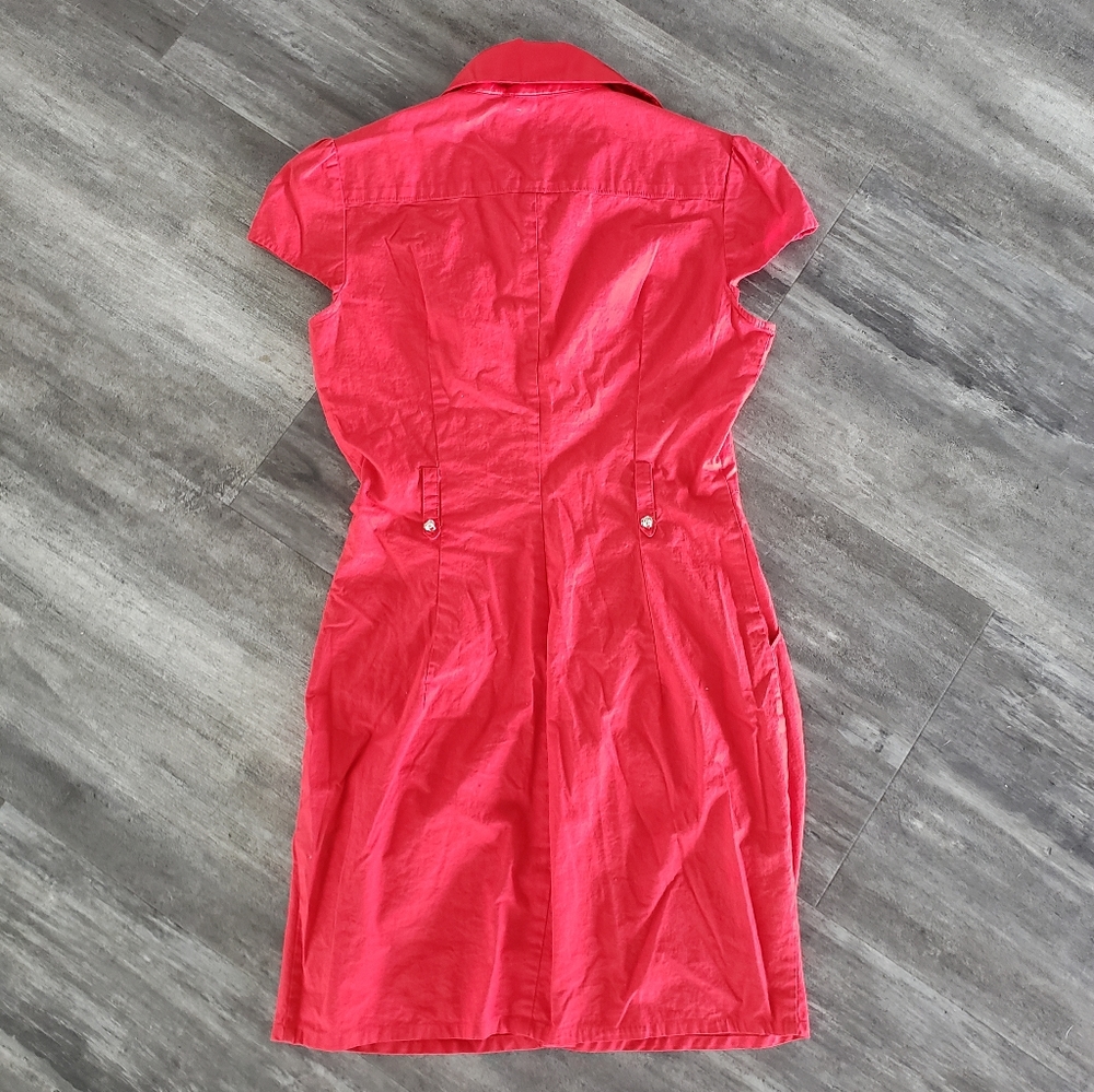 Red Rose Detailed Bebe Button Down Mini - Picture 3 of 4